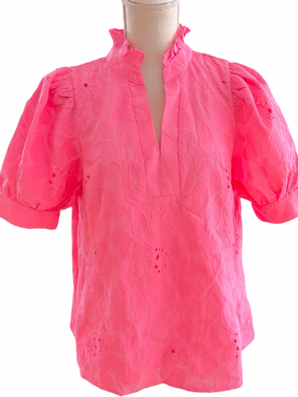 Entro Hot Pink Floral Eyelet Ruffle Neck Puff Sleeve Blouse Size M - Picture 2 of 13